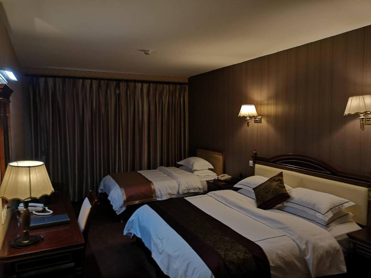 Beijing Commercial Business Hotel Exterior foto
